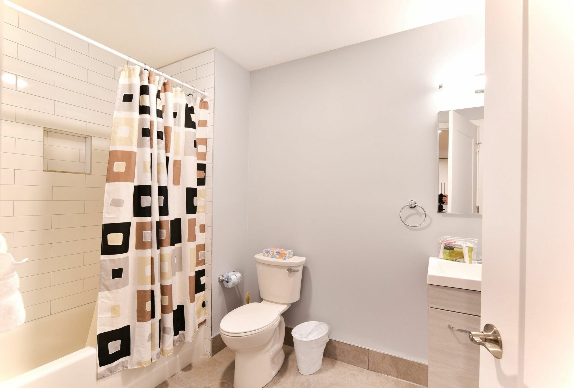 Global Luxury Suites At Longwood بروكلاين المظهر الخارجي الصورة